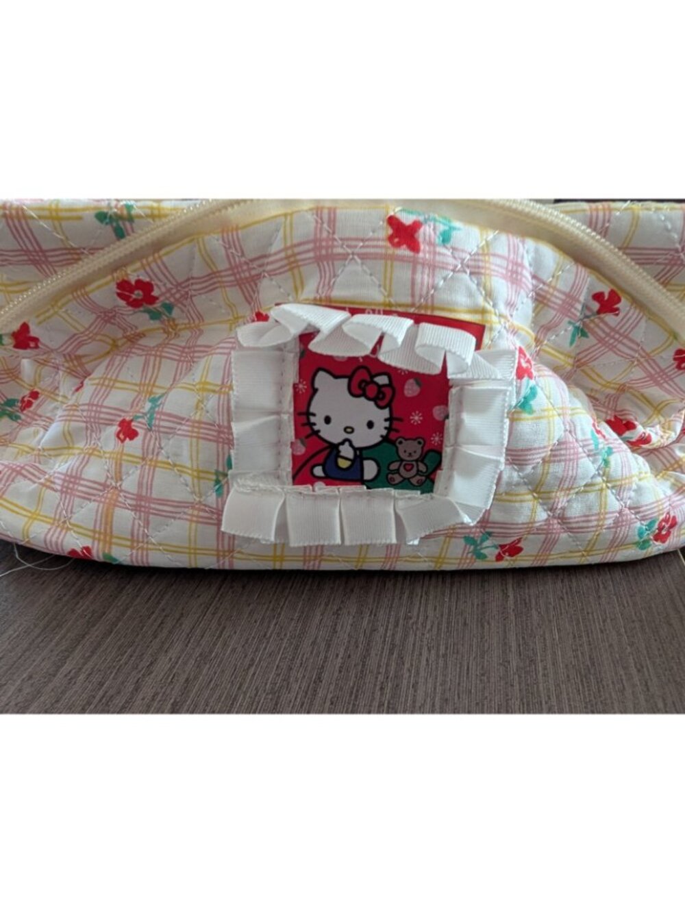 Cute Quilted Cosmetic Bag Featuring Hello Kitty Large Capacity Travel Makeup - Picture 3 of 5